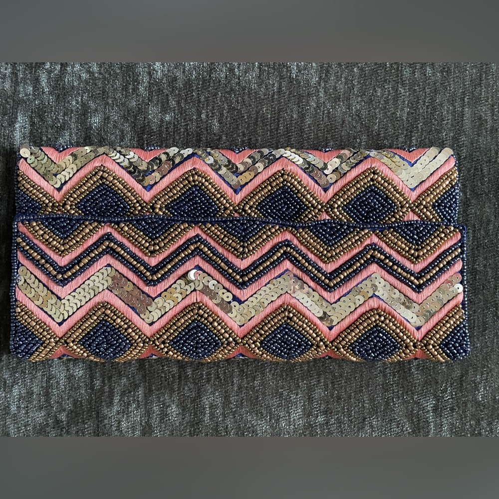 NEW ANTIK KRAFT Elegant Pink and Gold Clutch